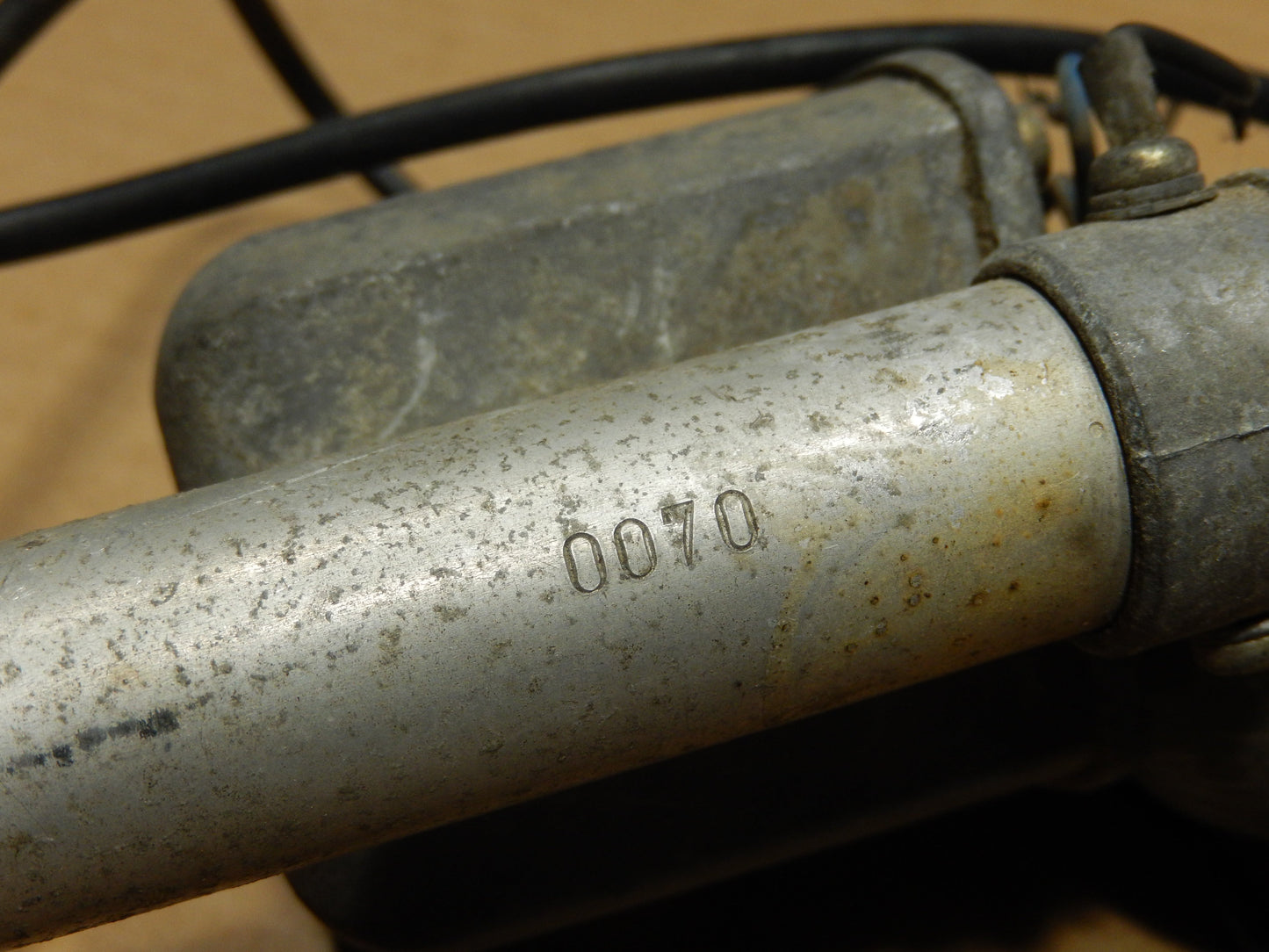 Datsun 240Z Ha-100, Japan Antenna Assembly