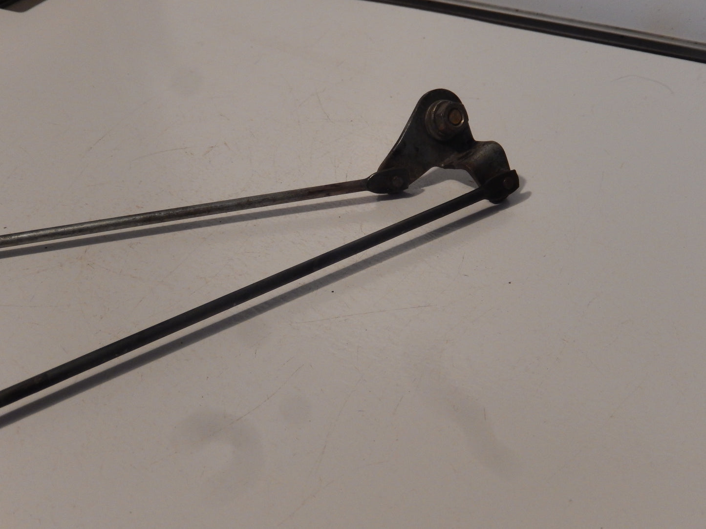 Datsun 240Z Drivers Door Interior Latch Rod Assembly