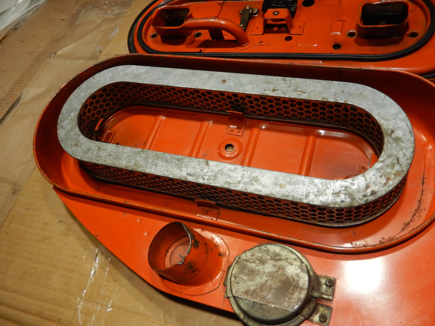 Datsun 240Z 1973 - 74 Air Filter Box ASSEMBLY