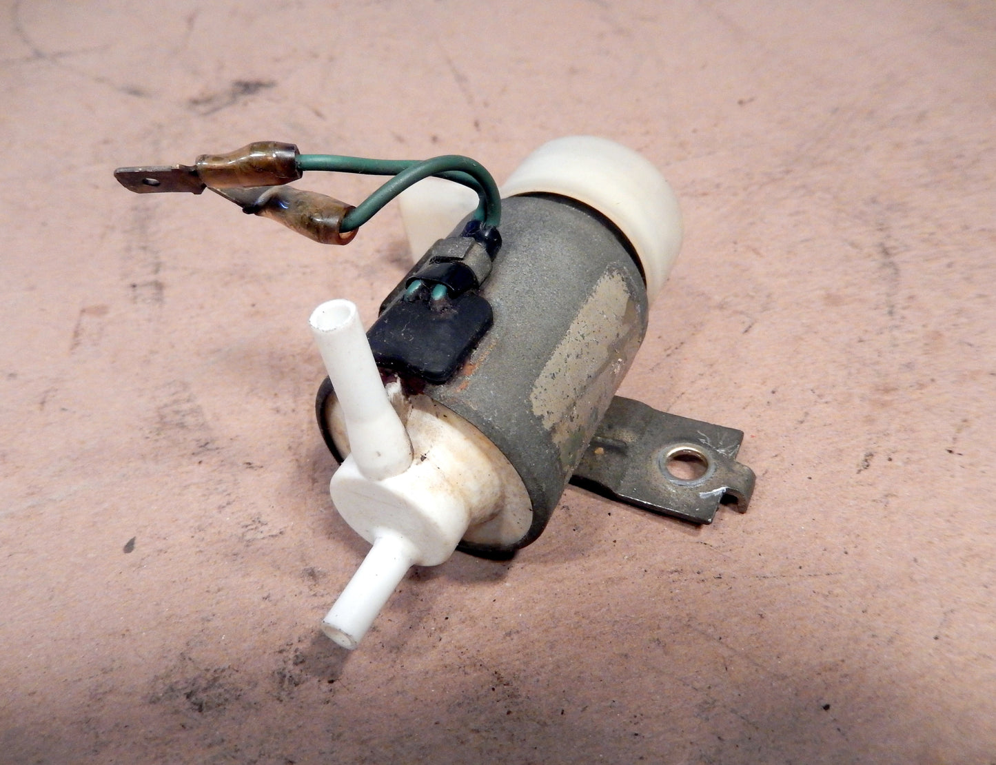 Datsun 280ZX Cruise Control Vacuum Pump