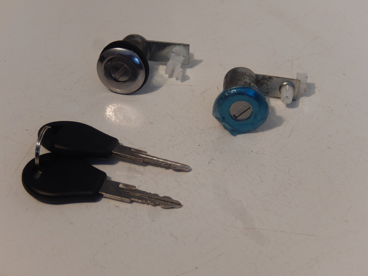 Datsun 240Z Pair of Working Door Locks with 2 Keys
