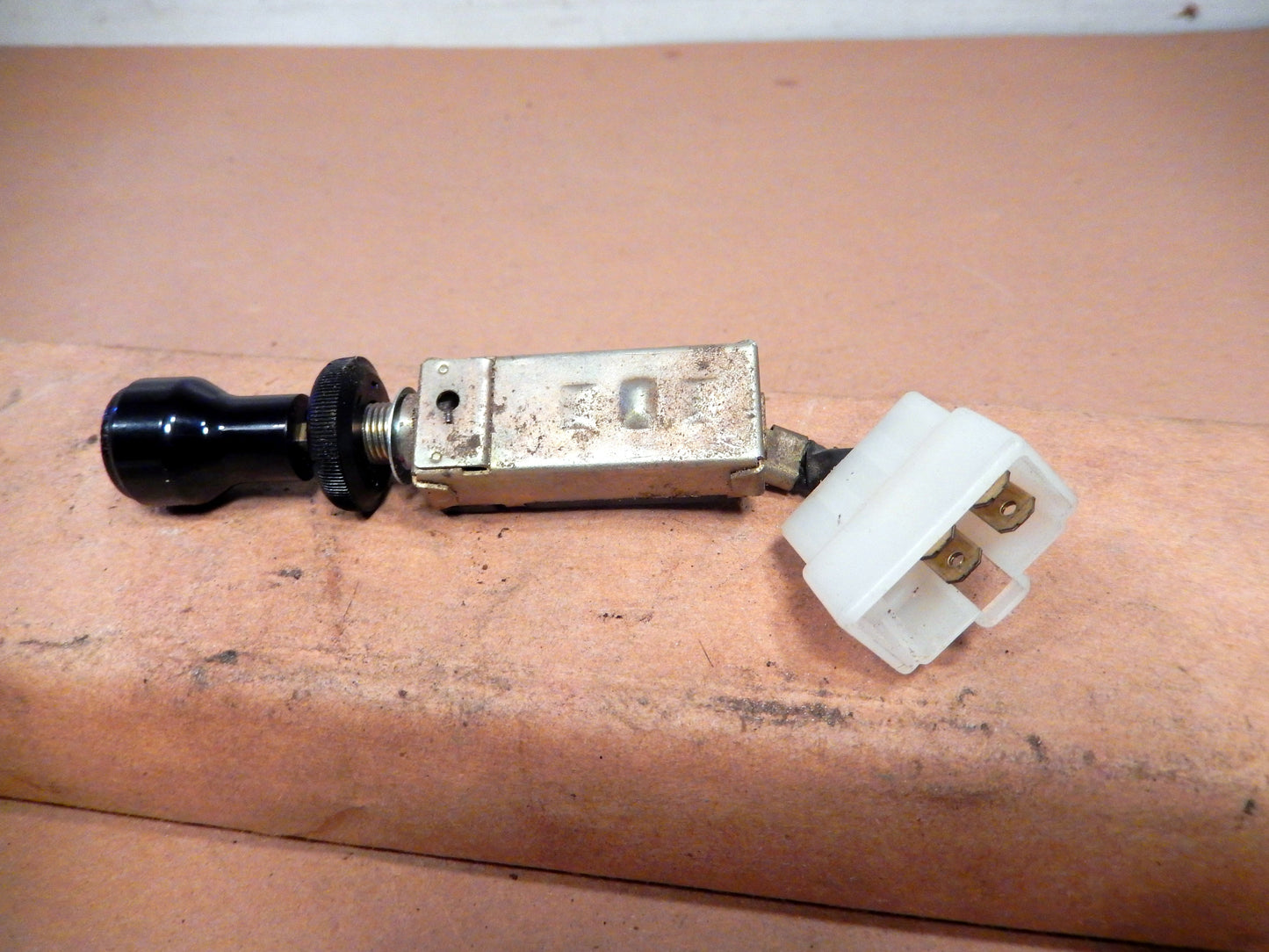 Datsun 280ZX Rear Wiper Switch