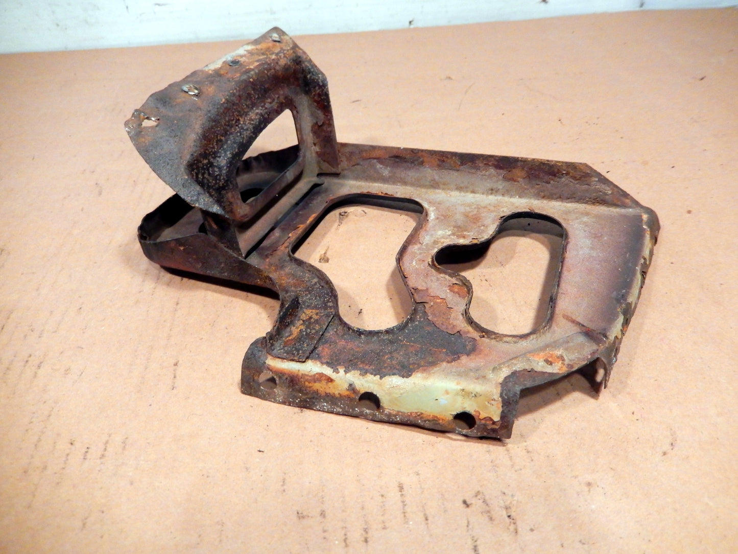 Datsun 240Z - 280Z Battery Tray