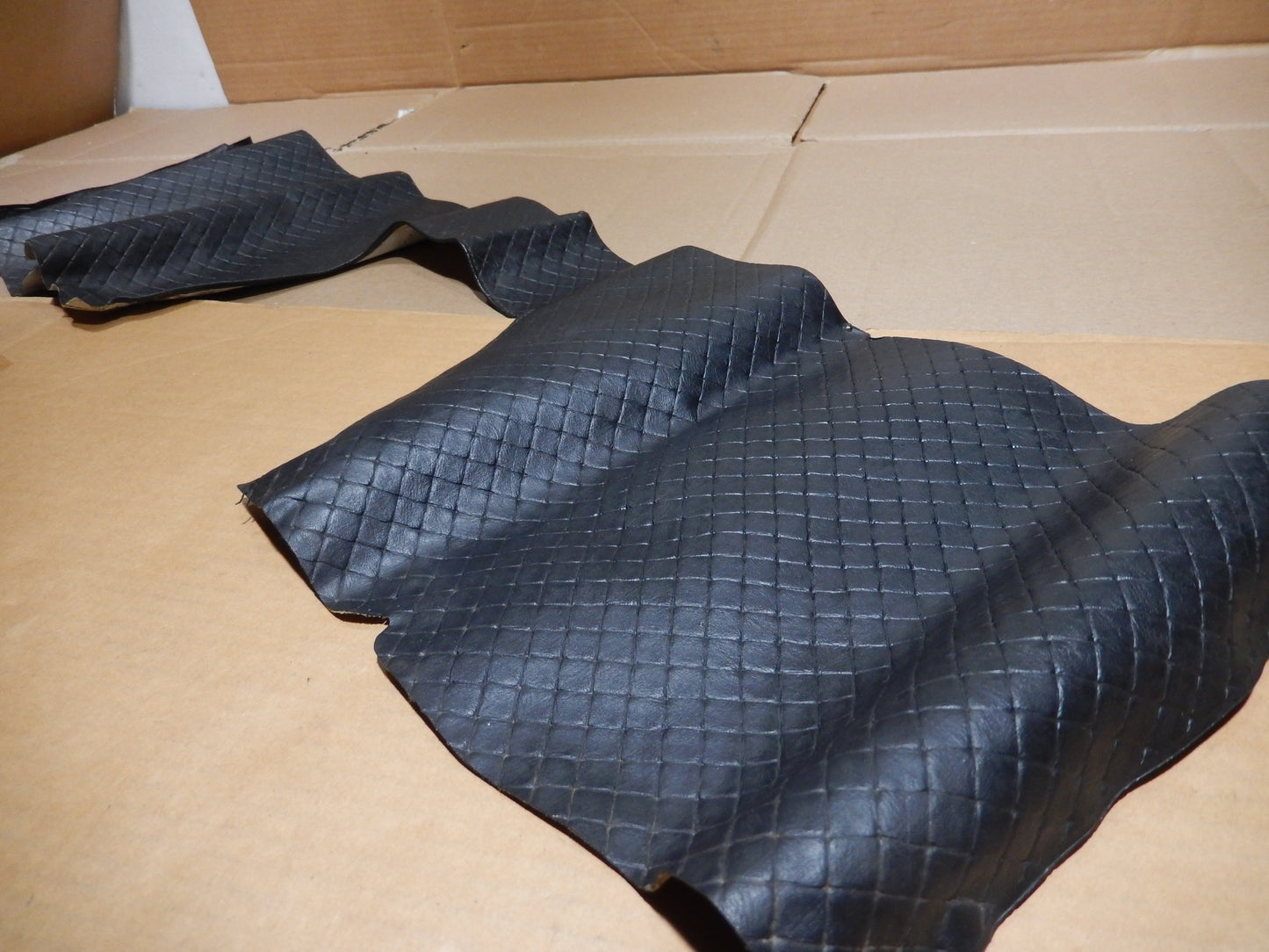Datsun 240Z Rear Deck Face Cover