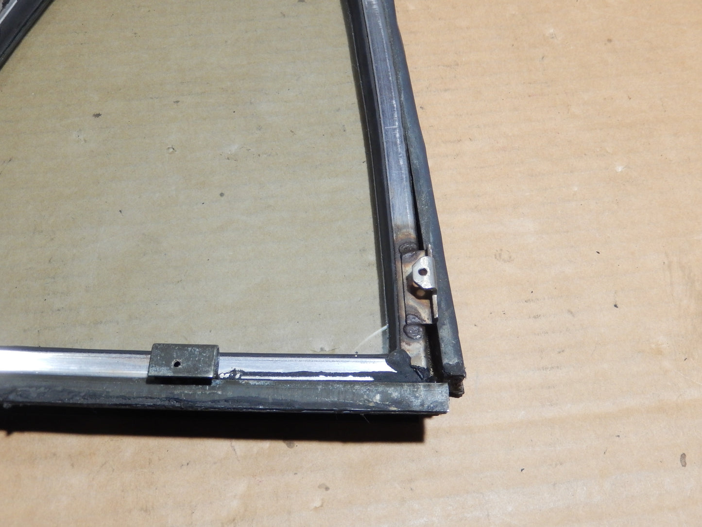 Datsun 240Z 280Z Left Side Rear Quarter Window