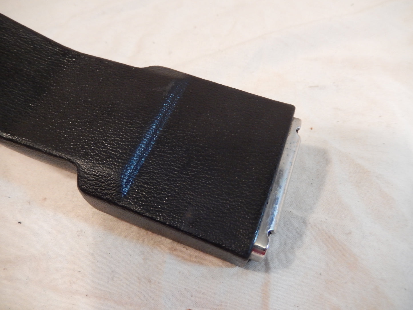 Datsun 240Z Front Drivers Seat Belt Receiver
