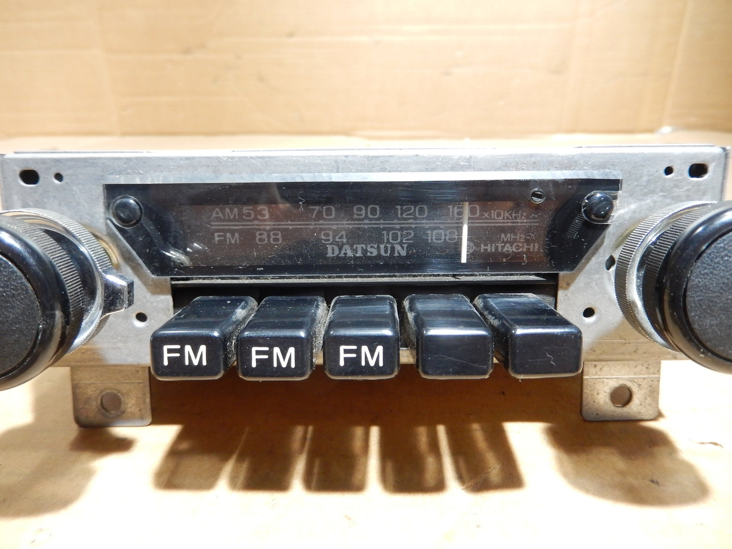 Datsun 240Z - 280Z Hitachi Radio A - 1551
