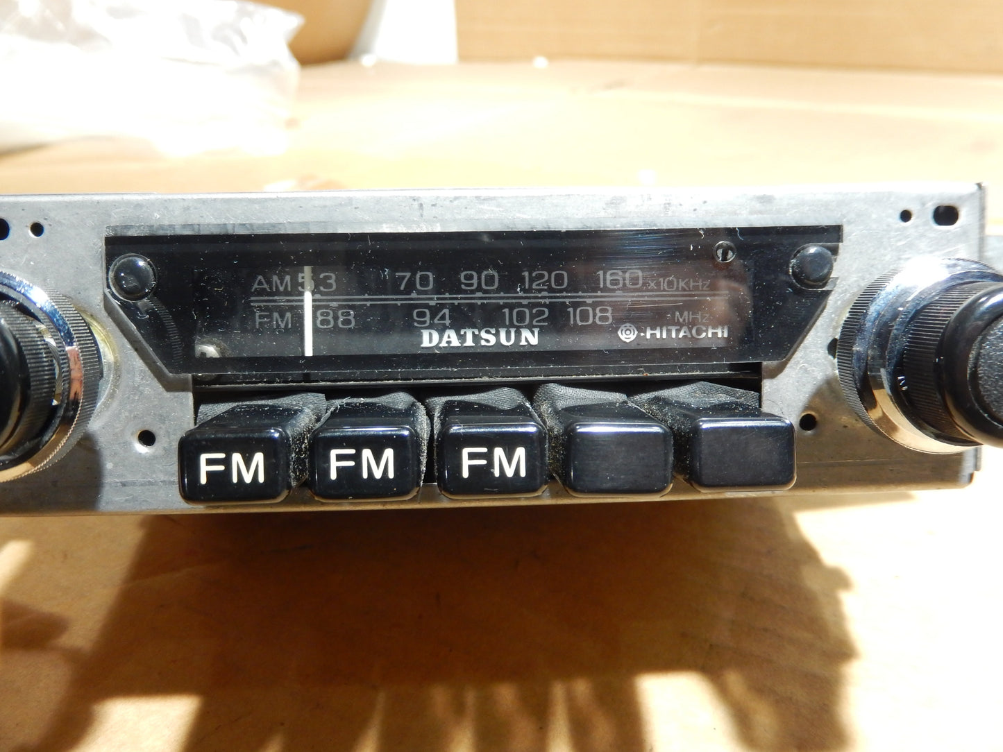 Datsun 240Z - 280Z Hitachi Radio A - 1551