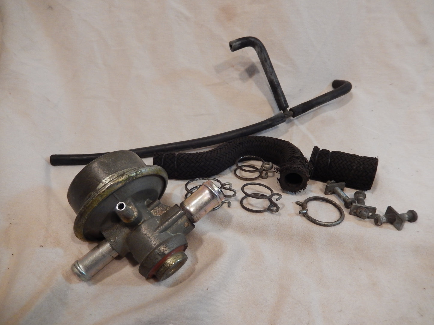 Datsun 280ZX Vaccum Air Valve