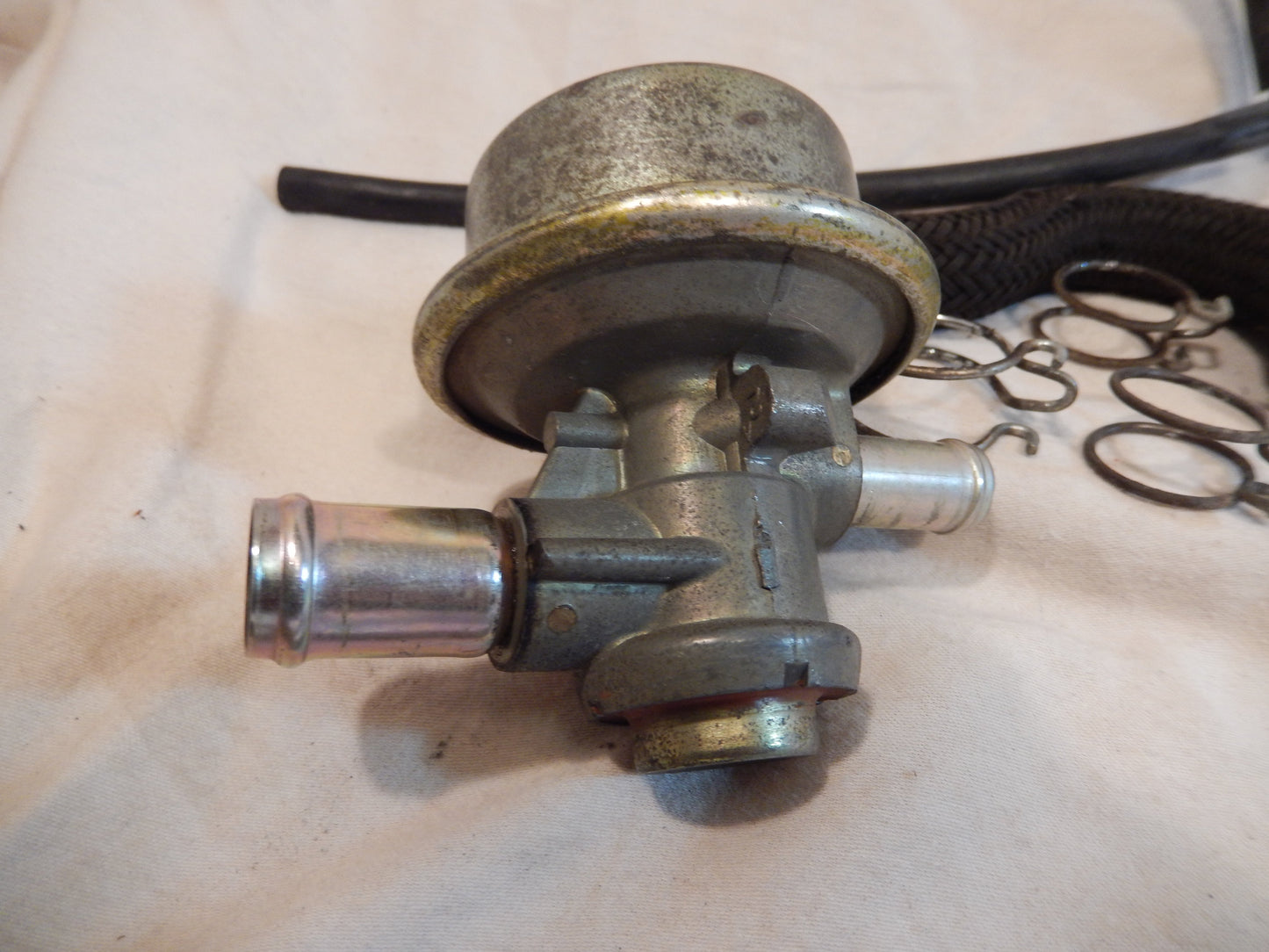 Datsun 280ZX Vaccum Air Valve