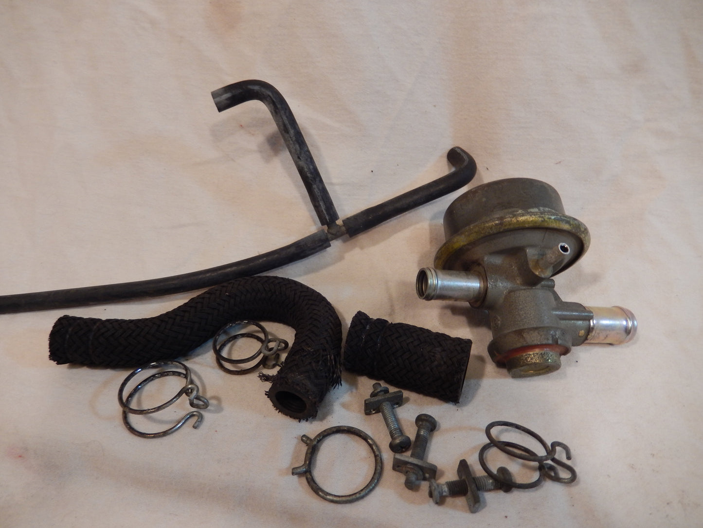 Datsun 280ZX Vaccum Air Valve