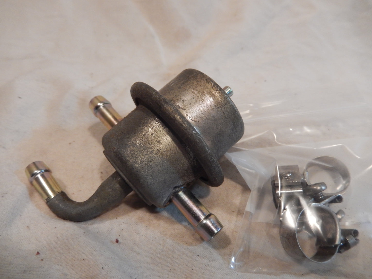 Datsun 280ZX Vaccum Air Valve