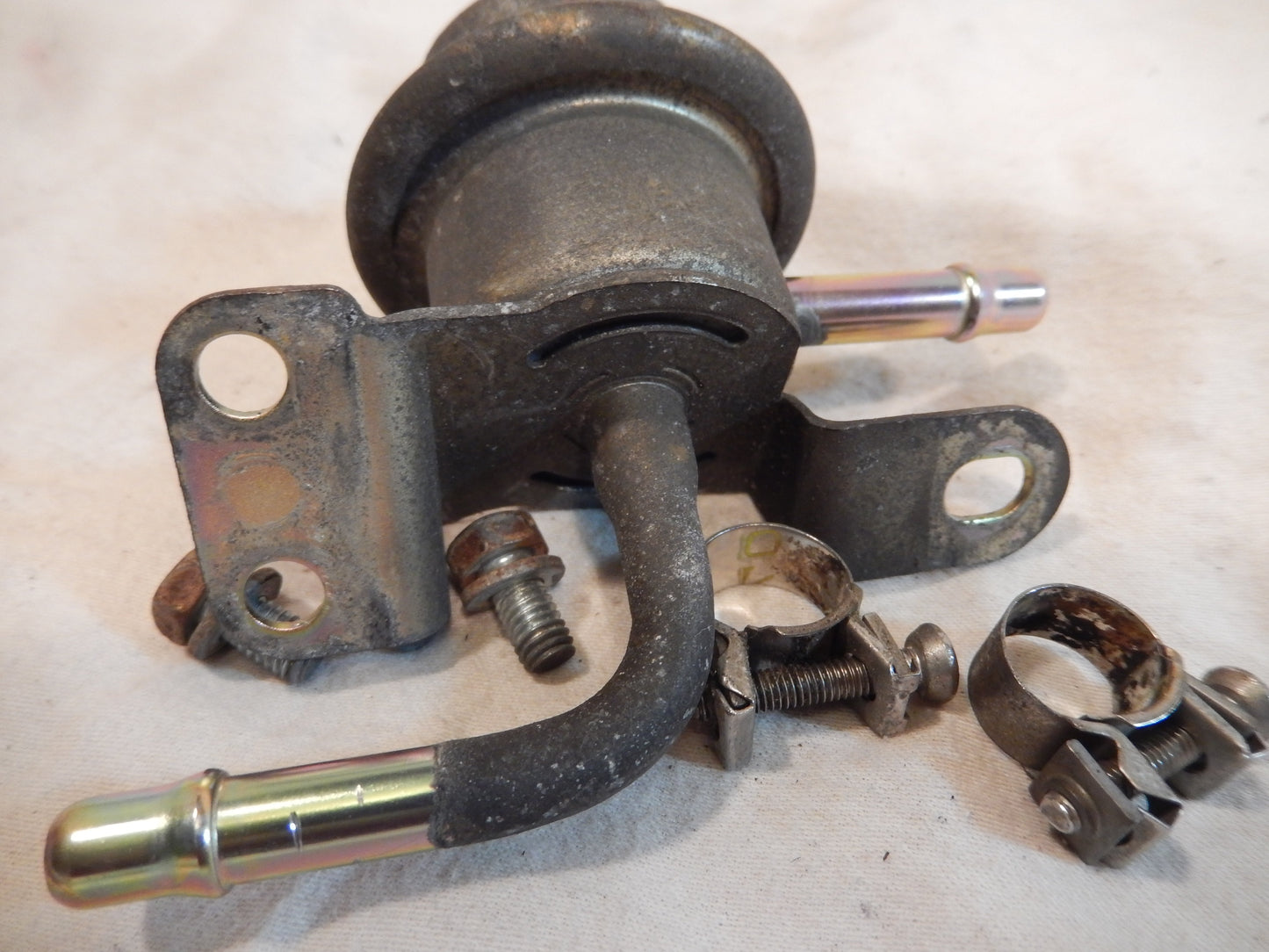 Datsun 280ZX Vaccum Air Valve