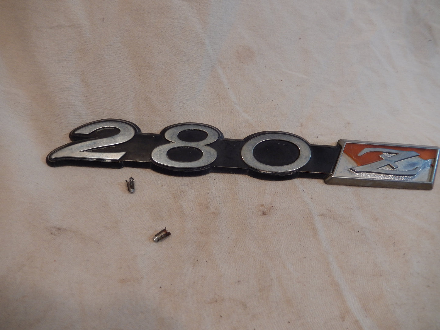 Datsun 280Z Fender Script