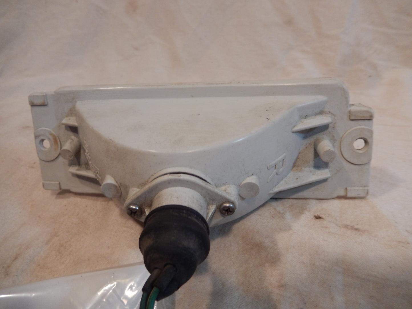 Datsun 280Z Front Passenger's Turn Signal Body
