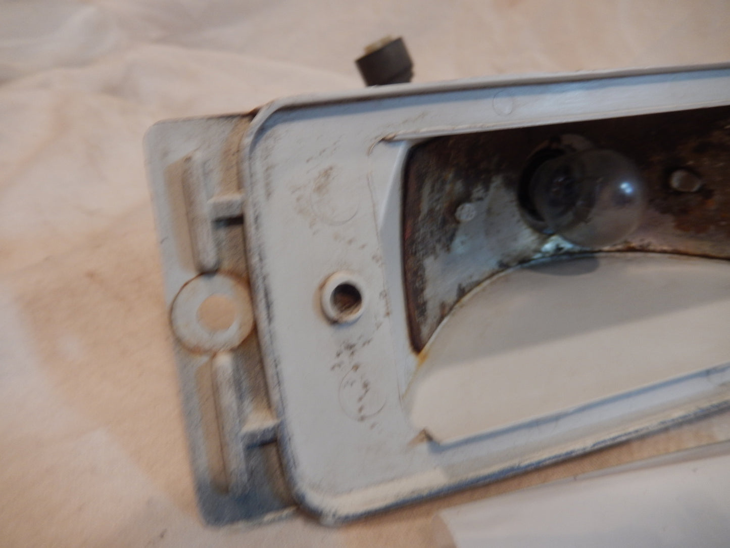 Datsun 280Z Front Passenger's Turn Signal Body