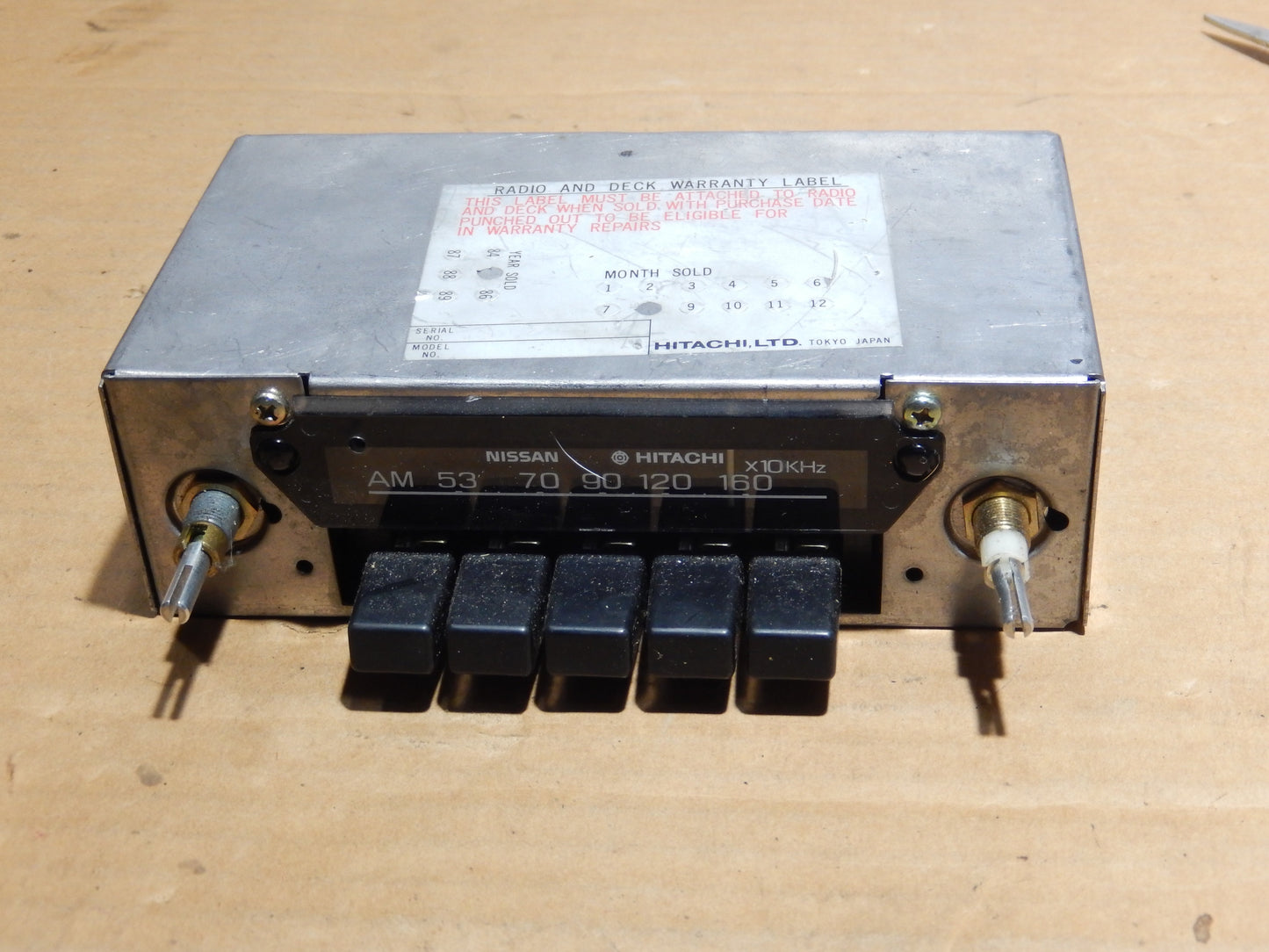 Datsun 240Z Hitachi Radio  A - 561