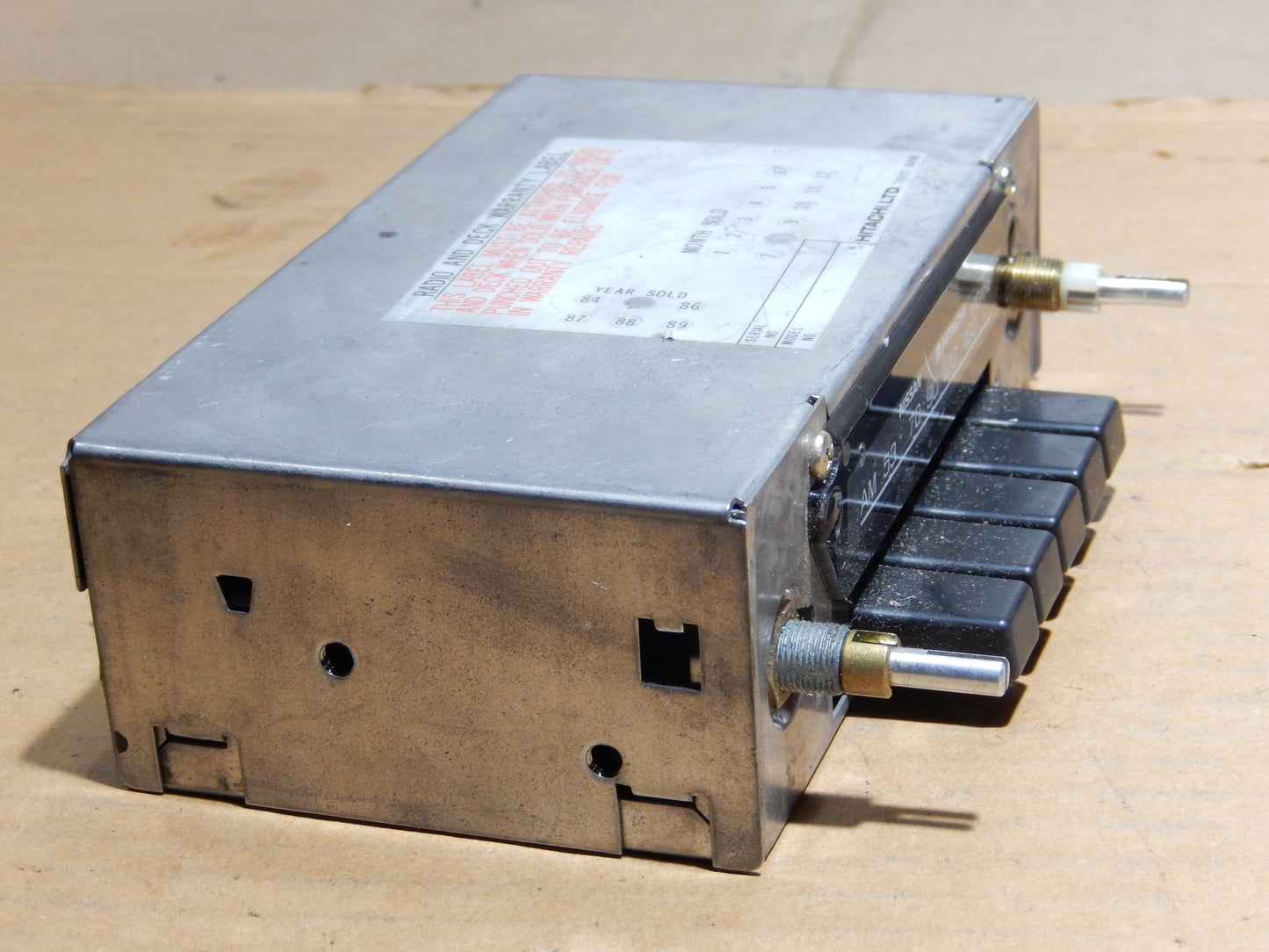 Datsun 240Z Hitachi Radio  A - 561