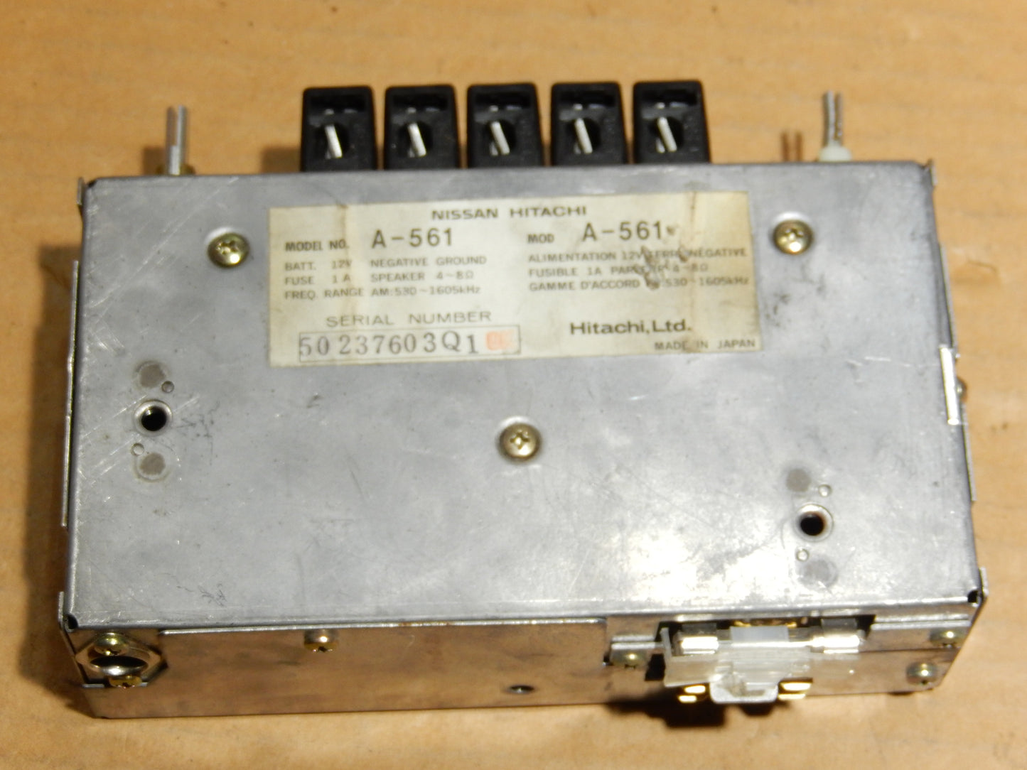 Datsun 240Z Hitachi Radio  A - 561
