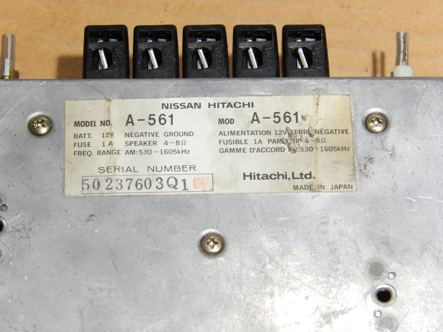 Datsun 240Z Hitachi Radio  A - 561