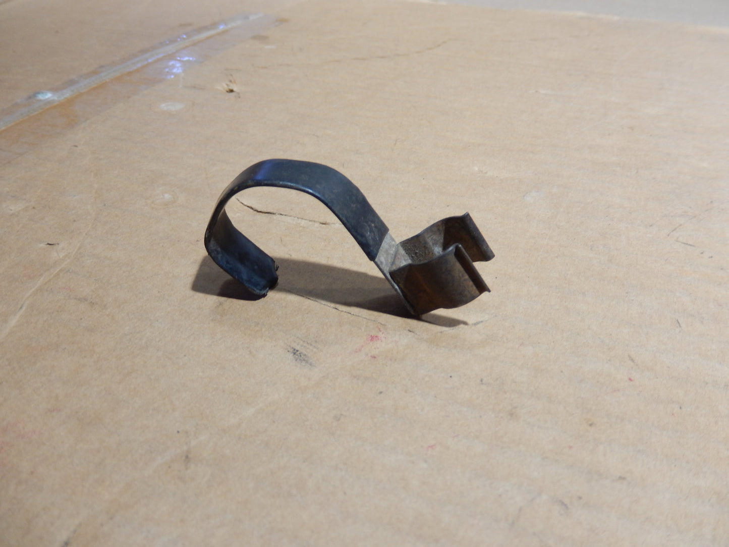 Datsun 240Z Line Snap Clip