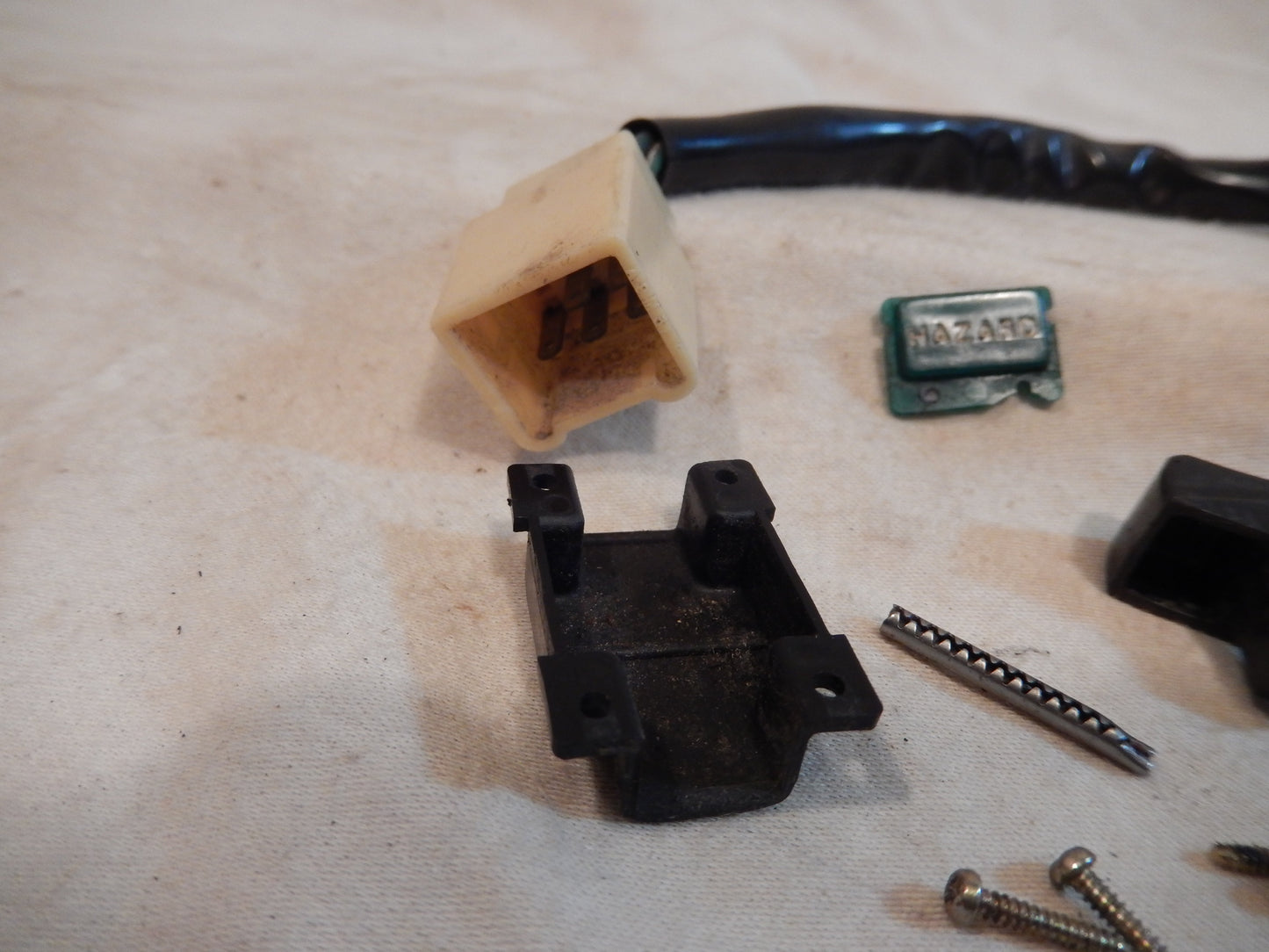 Datsun 280Z Hazard Switch Repair Kit
