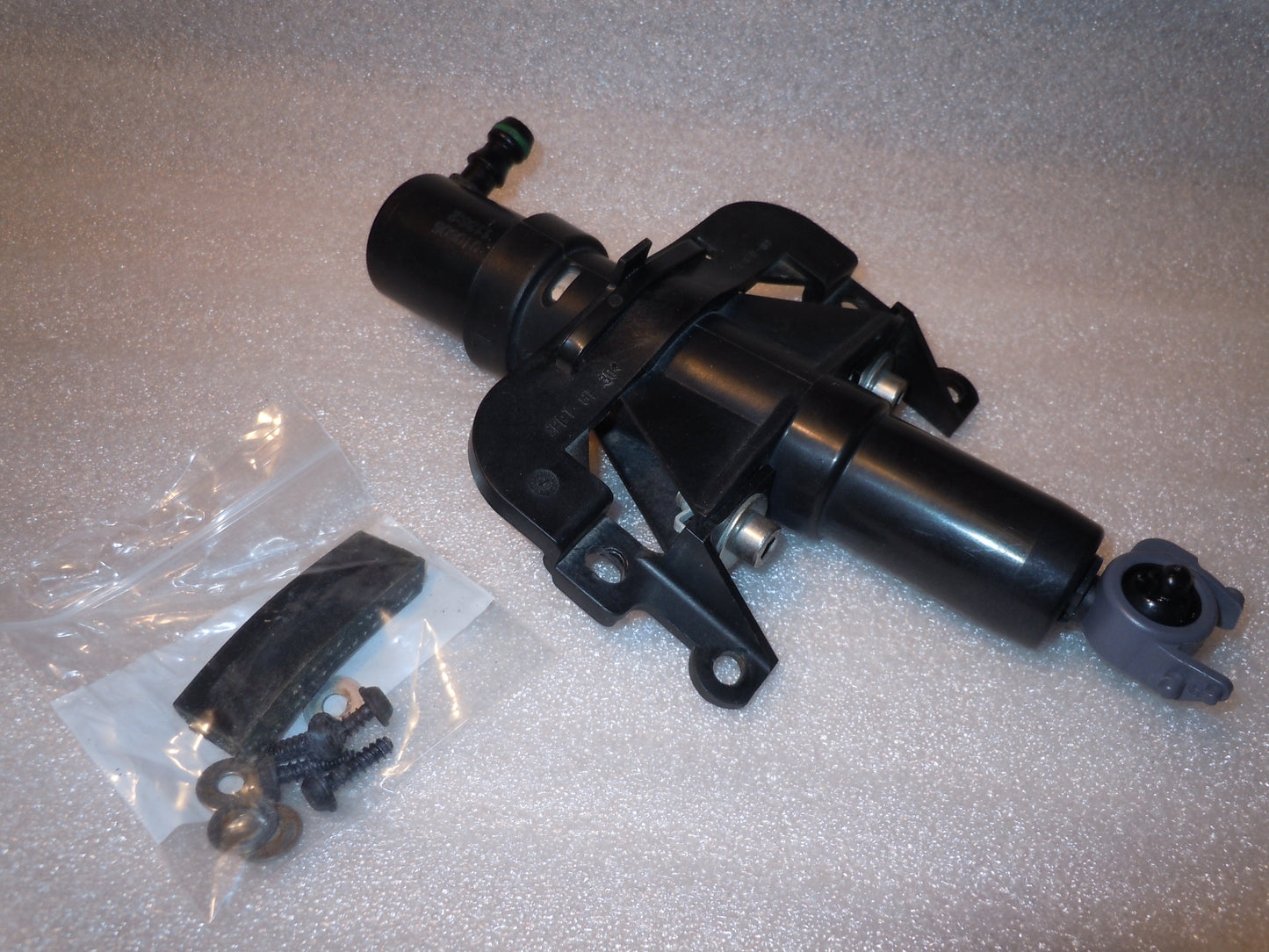 Maserati Quattroporte Passenger Side Head Light Washer