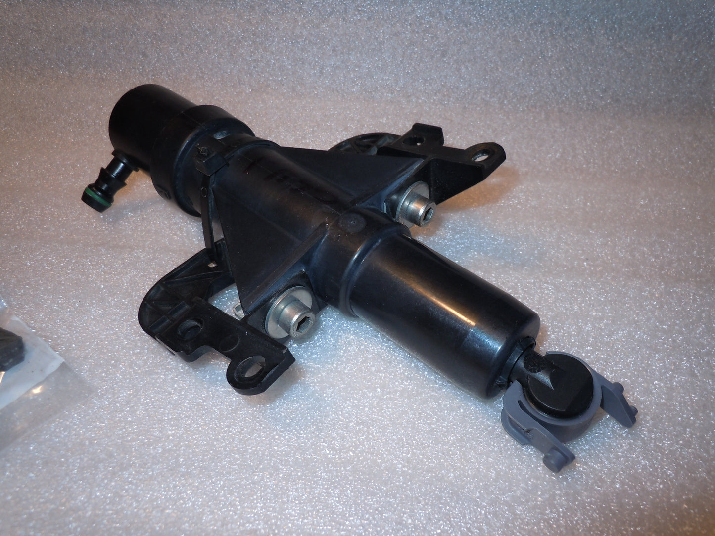 Maserati Quattroporte Passenger Side Head Light Washer