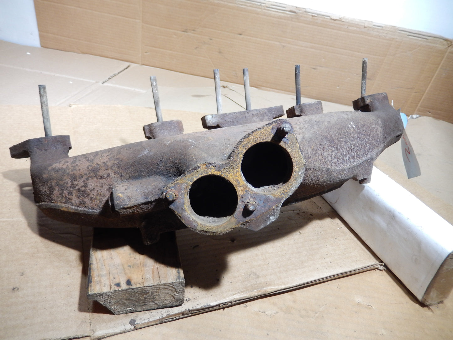 Datsun 240Z 1973 Engine Exhaust Manifold