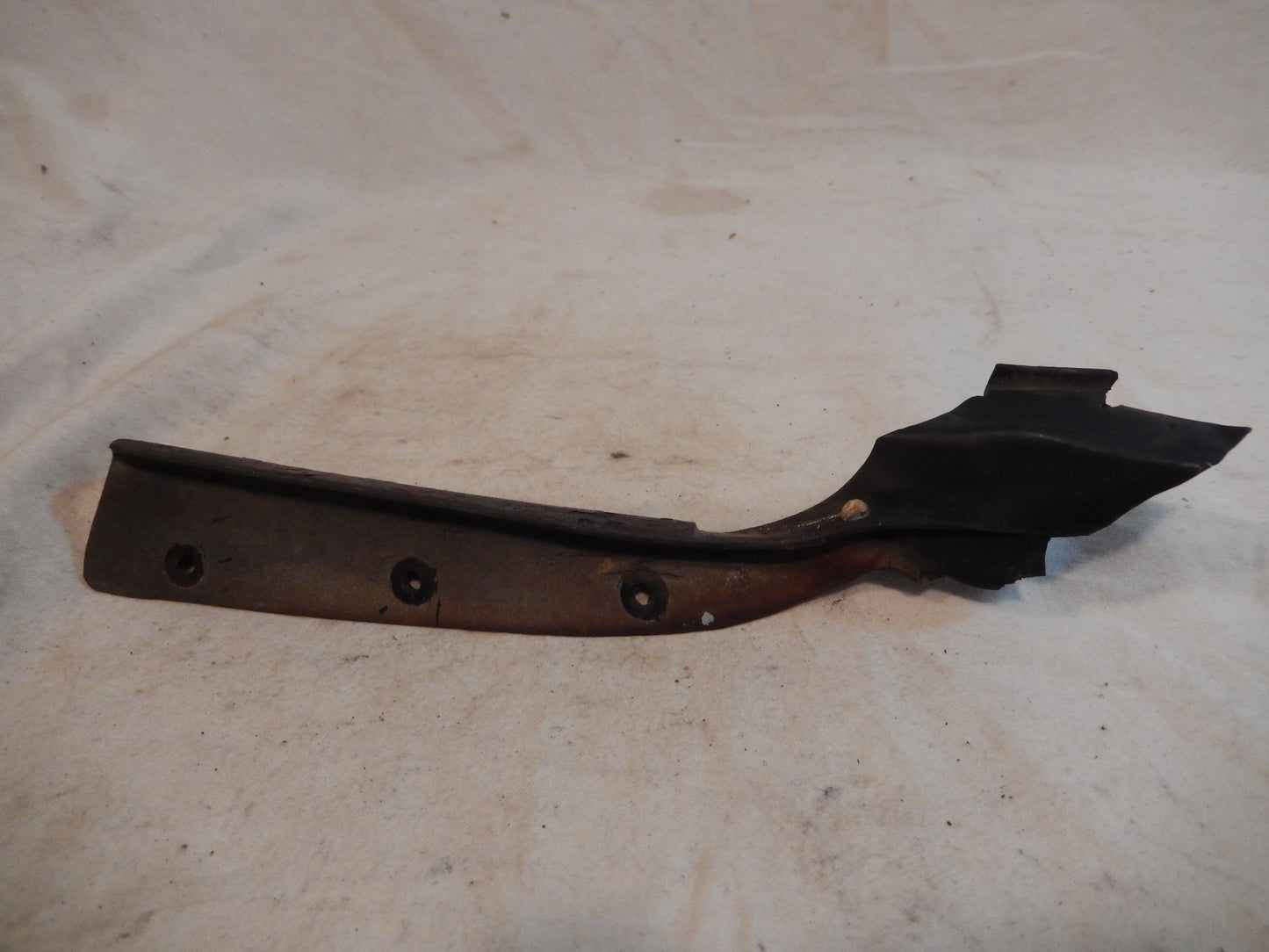 Datsun 240Z Driver Door Window Cornerseal