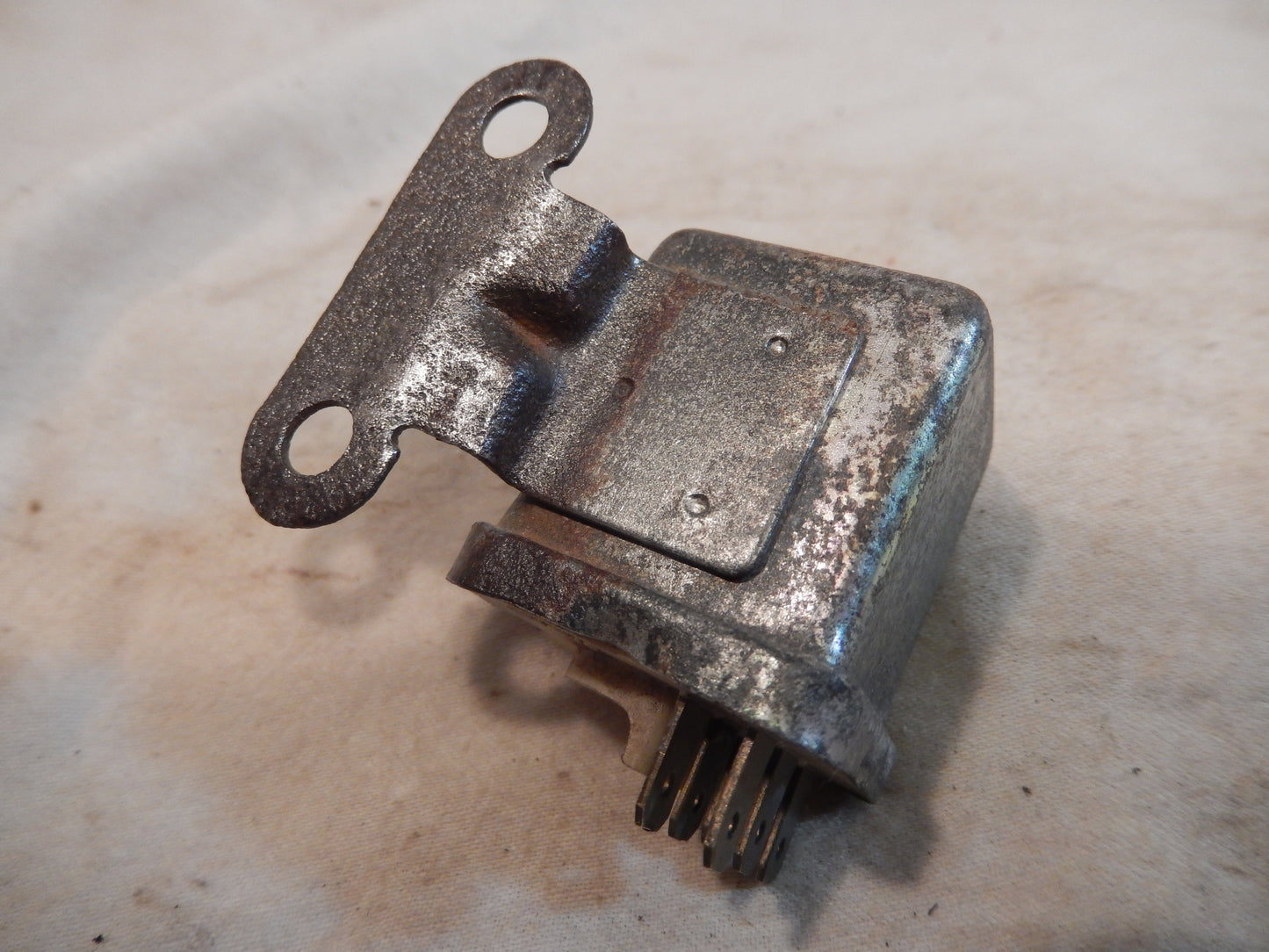Datsun 240Z Fuel Pump Relay