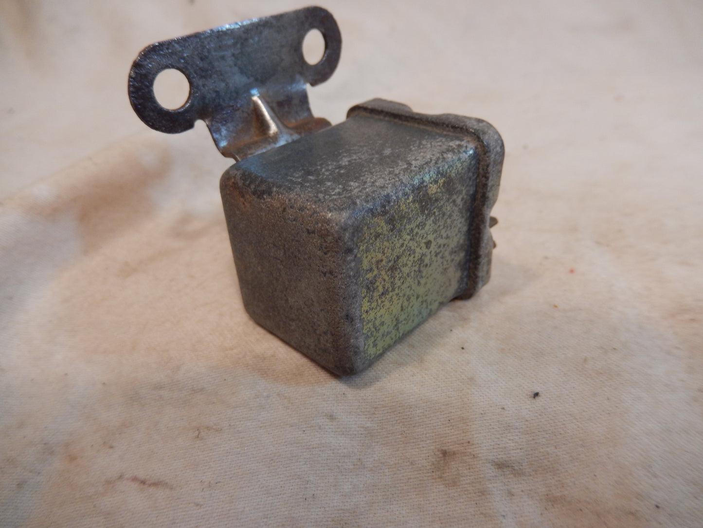 Datsun 240Z Fuel Pump Relay