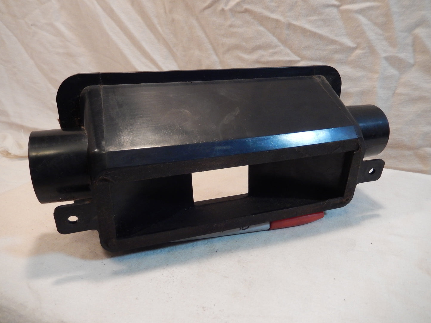 Datsun 260Z-280Z Main Air Duct Conveyer
