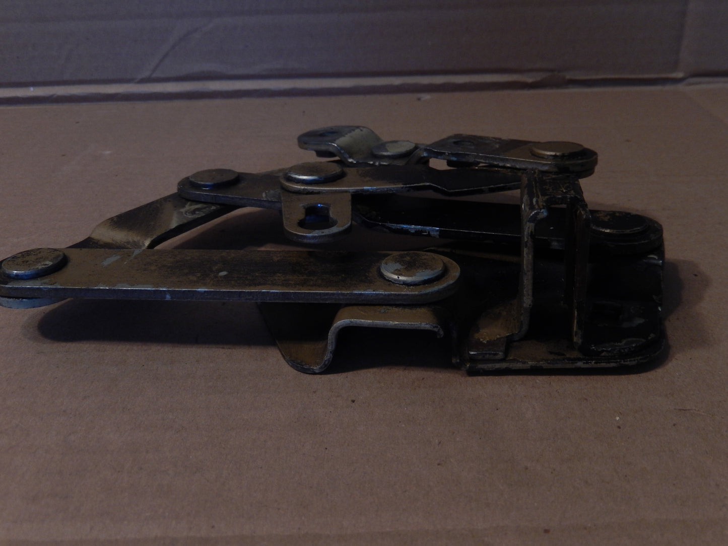 Datsun 240Z-260Z-280Z Pair of Hood Hinges