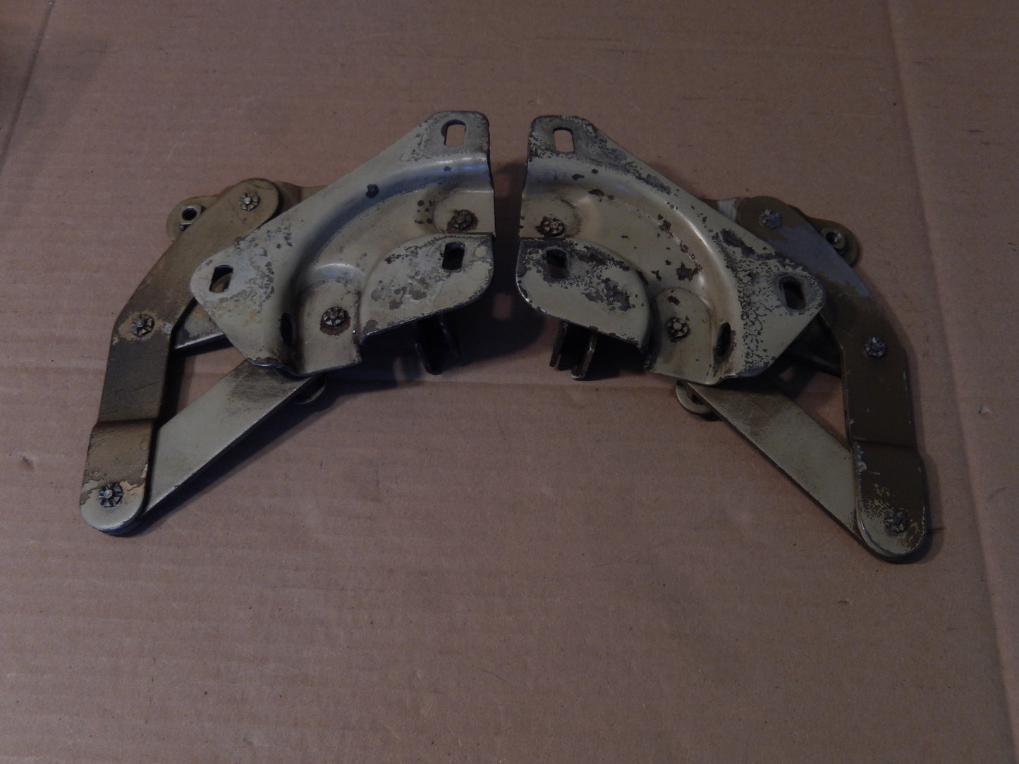 Datsun 240Z-260Z-280Z Pair of Hood Hinges