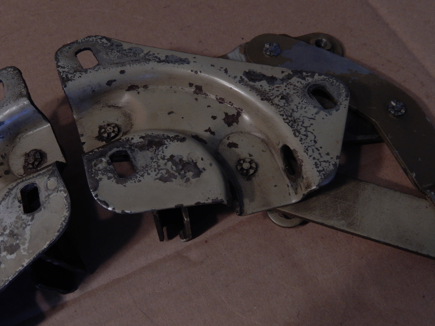 Datsun 240Z-260Z-280Z Pair of Hood Hinges