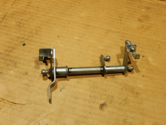 Datsun 240Z Engine Carburetor Throttle Rod Assembly