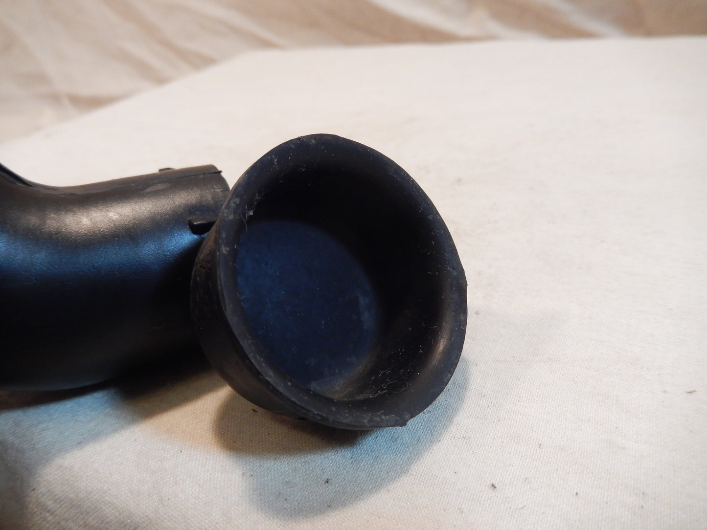 Datsun 260Z-280Z Driver Side Upper Dashboard Air Hose and Conveyor