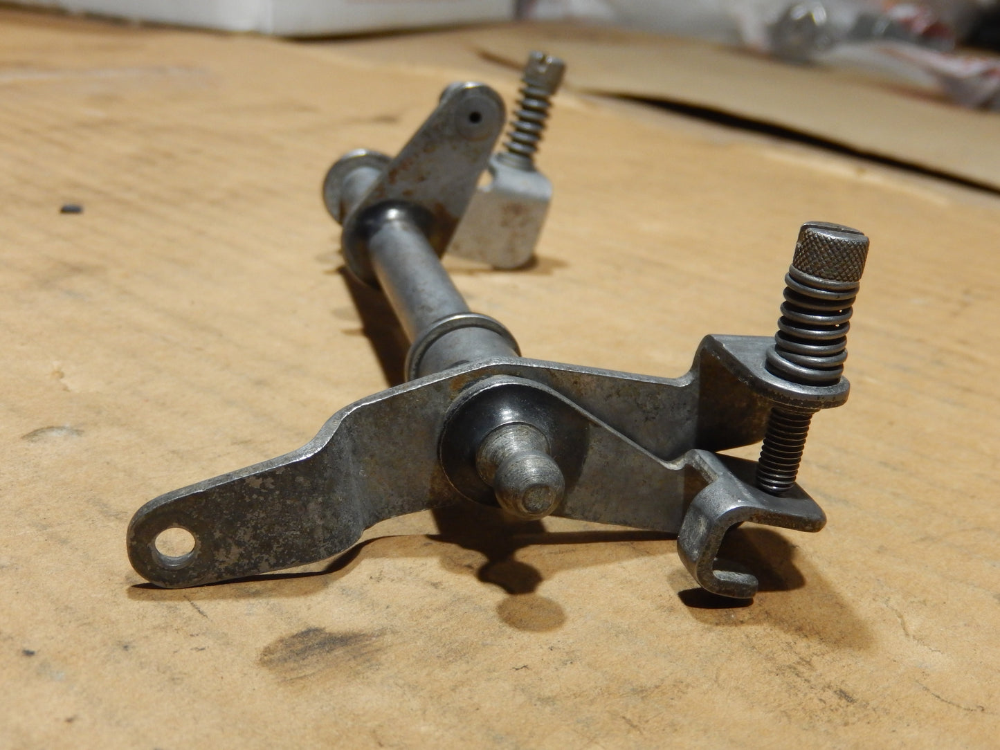 Datsun 240Z Engine Carburetor Throttle Rod Assembly