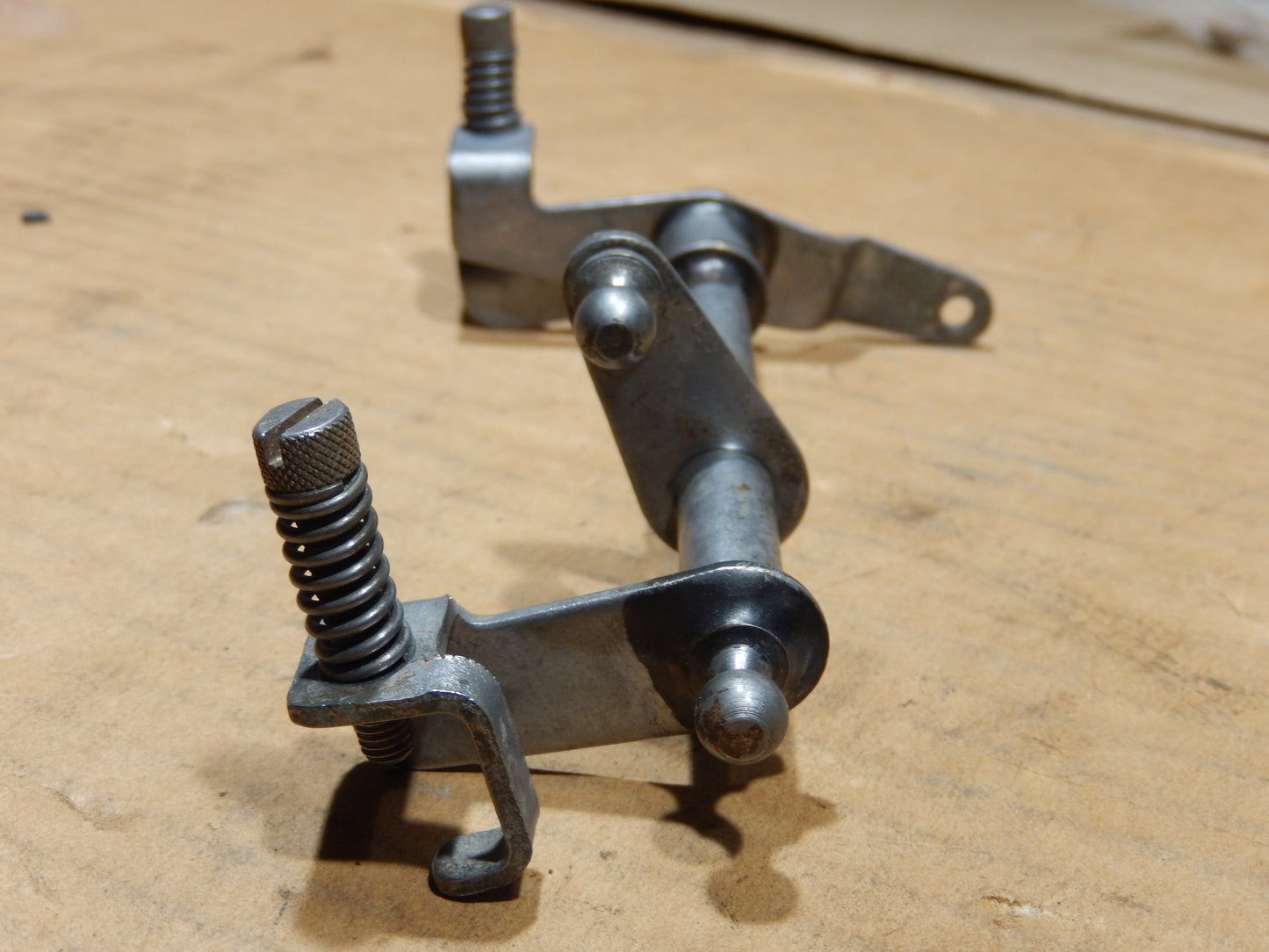 Datsun 240Z Engine Carburetor Throttle Rod Assembly