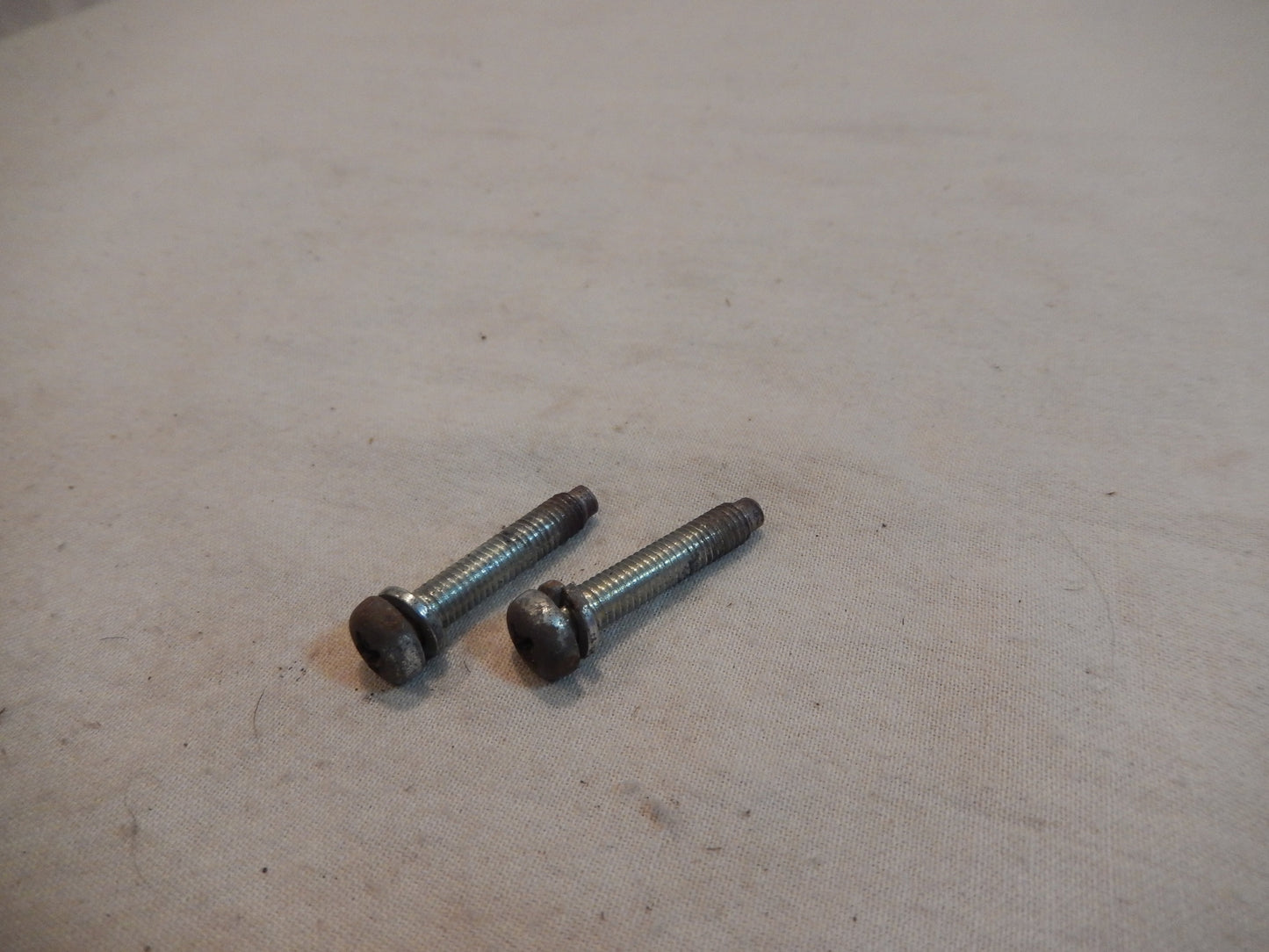 Datsun 240Z Fuse Box Fasteners