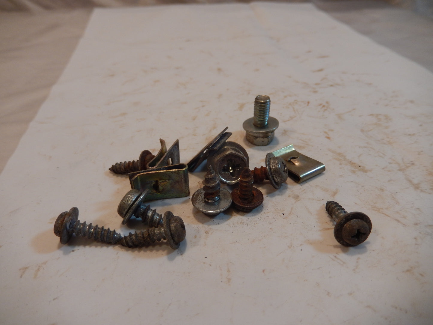 Datsun 240Z Top Dashboard Fastener Group
