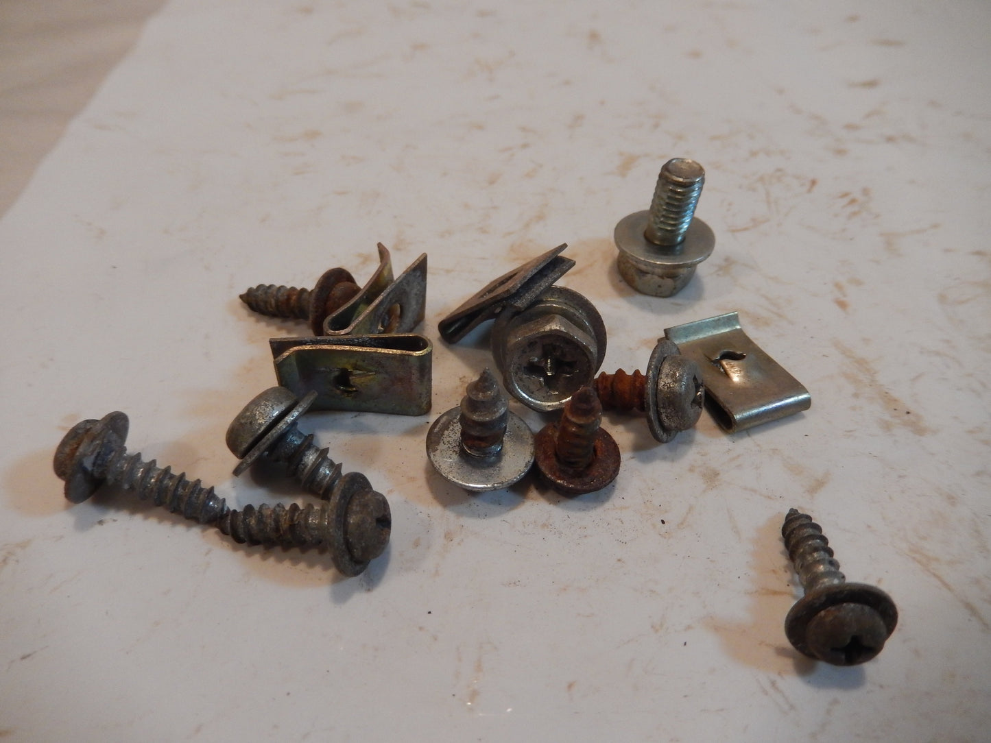 Datsun 240Z Top Dashboard Fastener Group