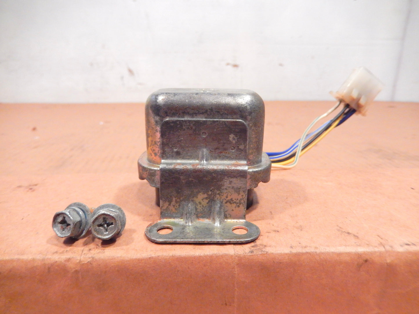 Datsun 280Z Seat Voltage Relay