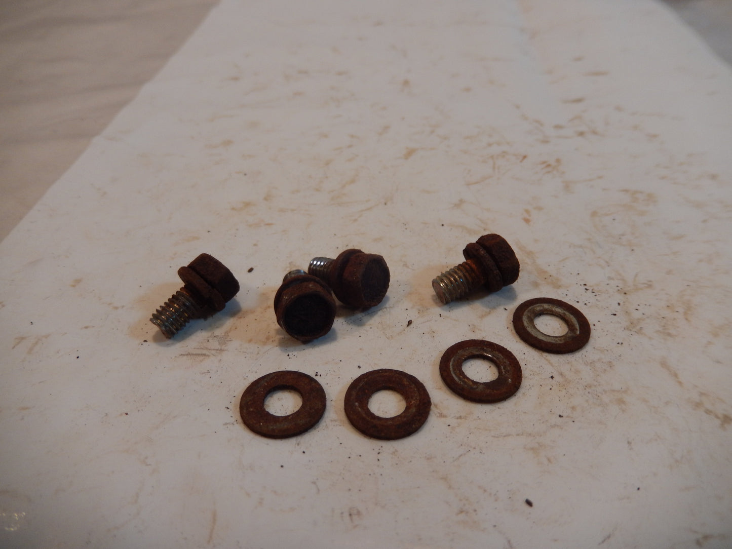 Datsun 240Z Heat Shield Fasteners