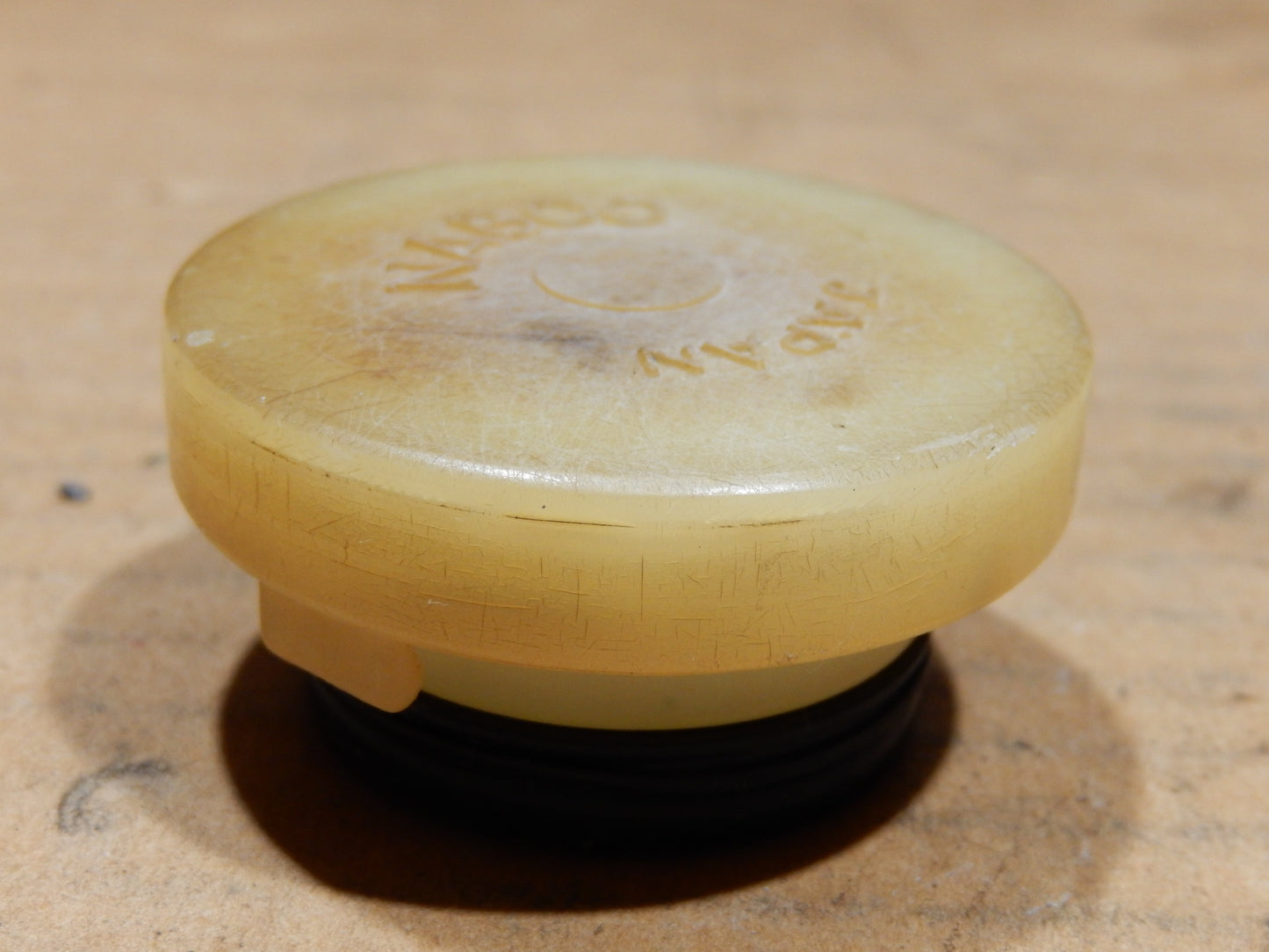 Datsun 240Z - 280Z Brake Master Cylinder Reservoir Cap