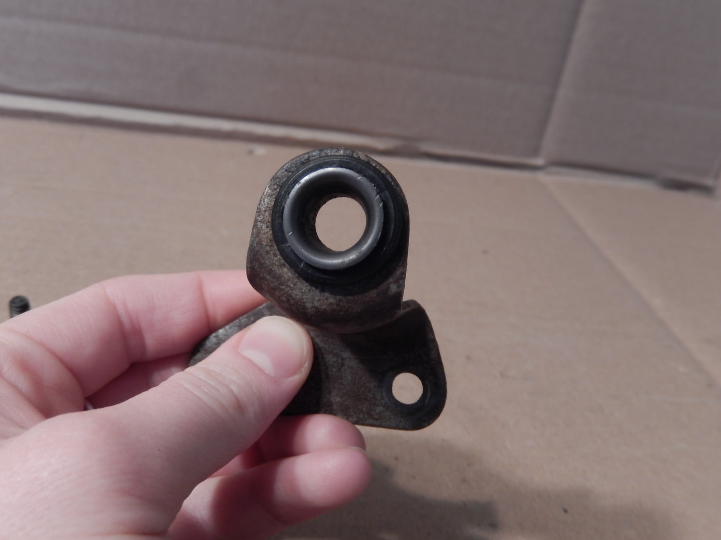 Datsun 240Z Firewall Throttle Rod Pivot Ring