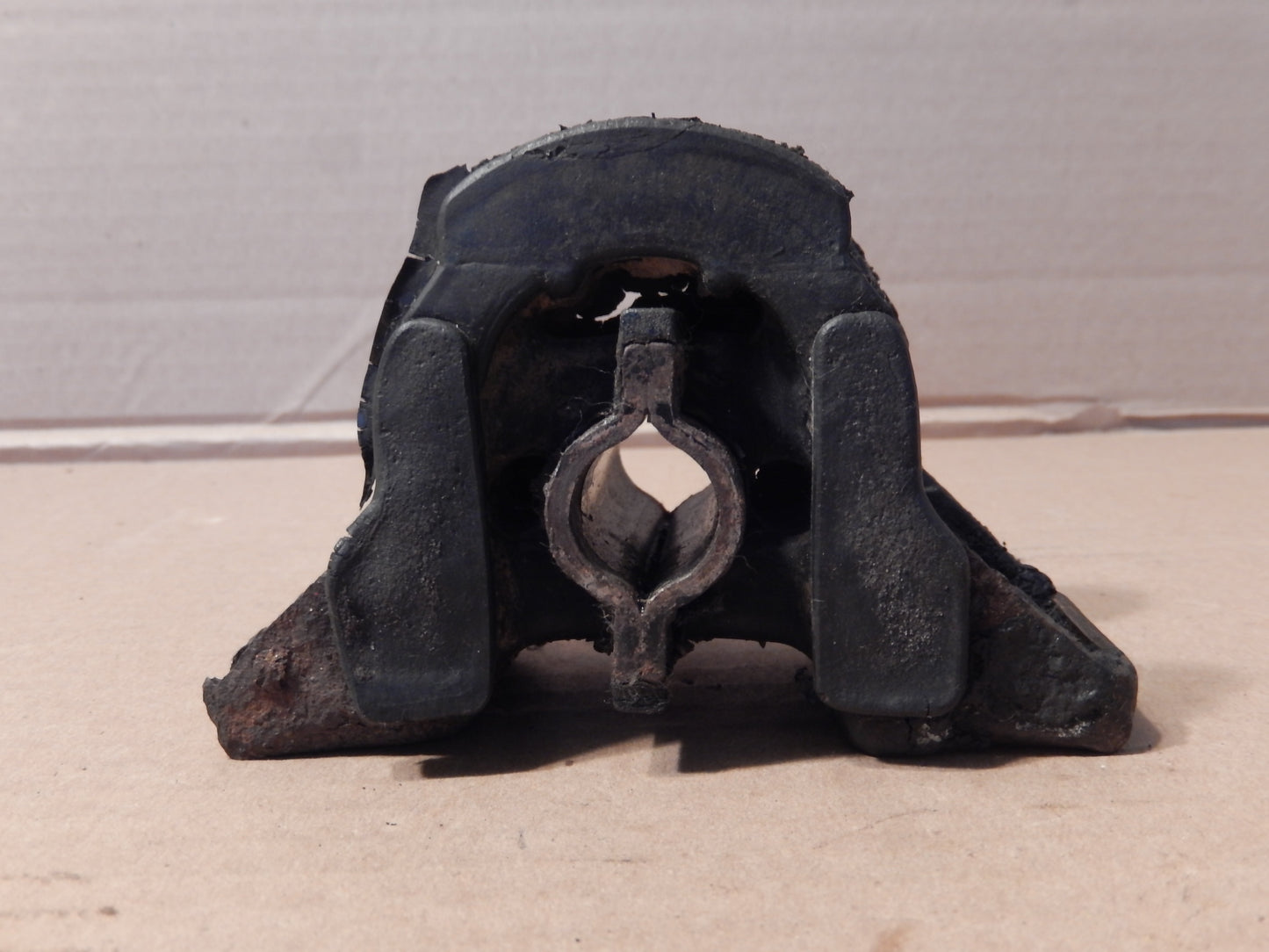 Datsun 280ZX Rear Differential Mount Block Assembly
