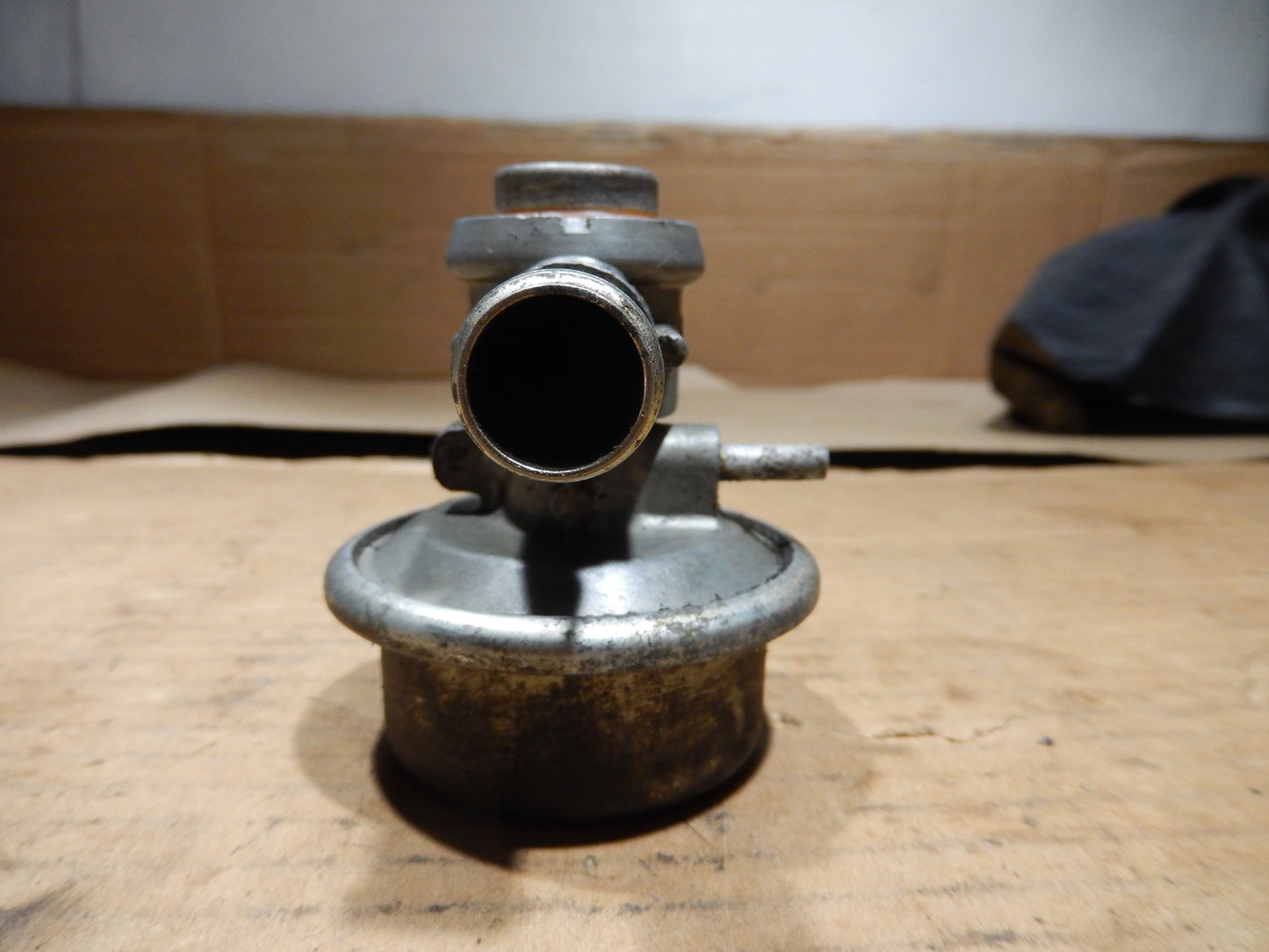 Datsun 1973 240Z Engine Thermic Valve