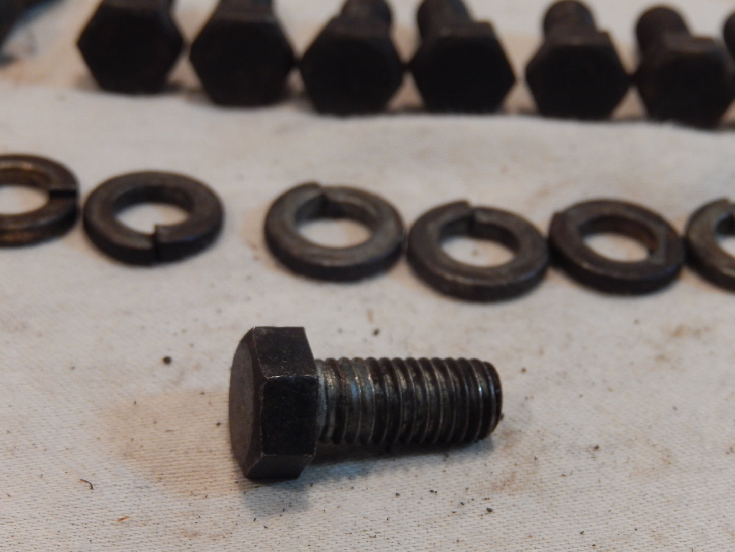 Datsun 240Z Engine Machine Bolt Set